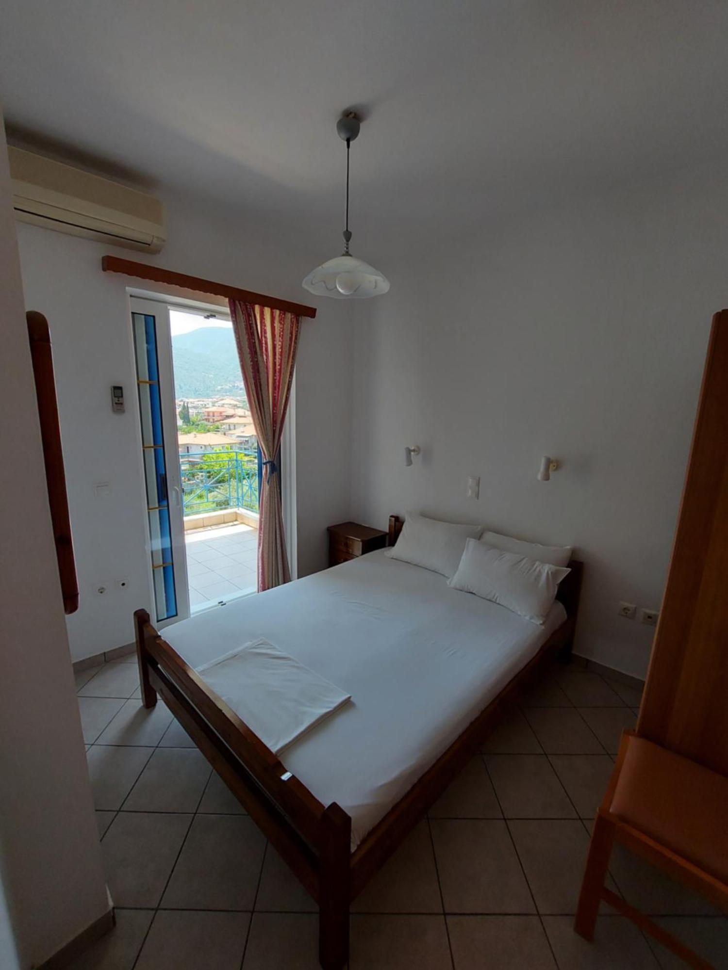 Matina Apartments Tyros Pokoj fotografie